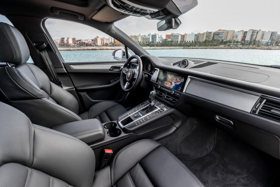 Интерьер Porsche Macan S (95B) 2018 года  (WW) (фото 152 из 235)